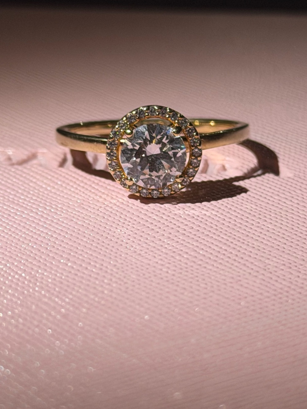 Pandora Sparkling Round Halo Ring Size 9